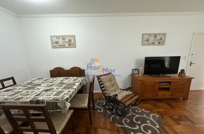 Apartamento na Praia das Pitangueiras, Guarujá - SP