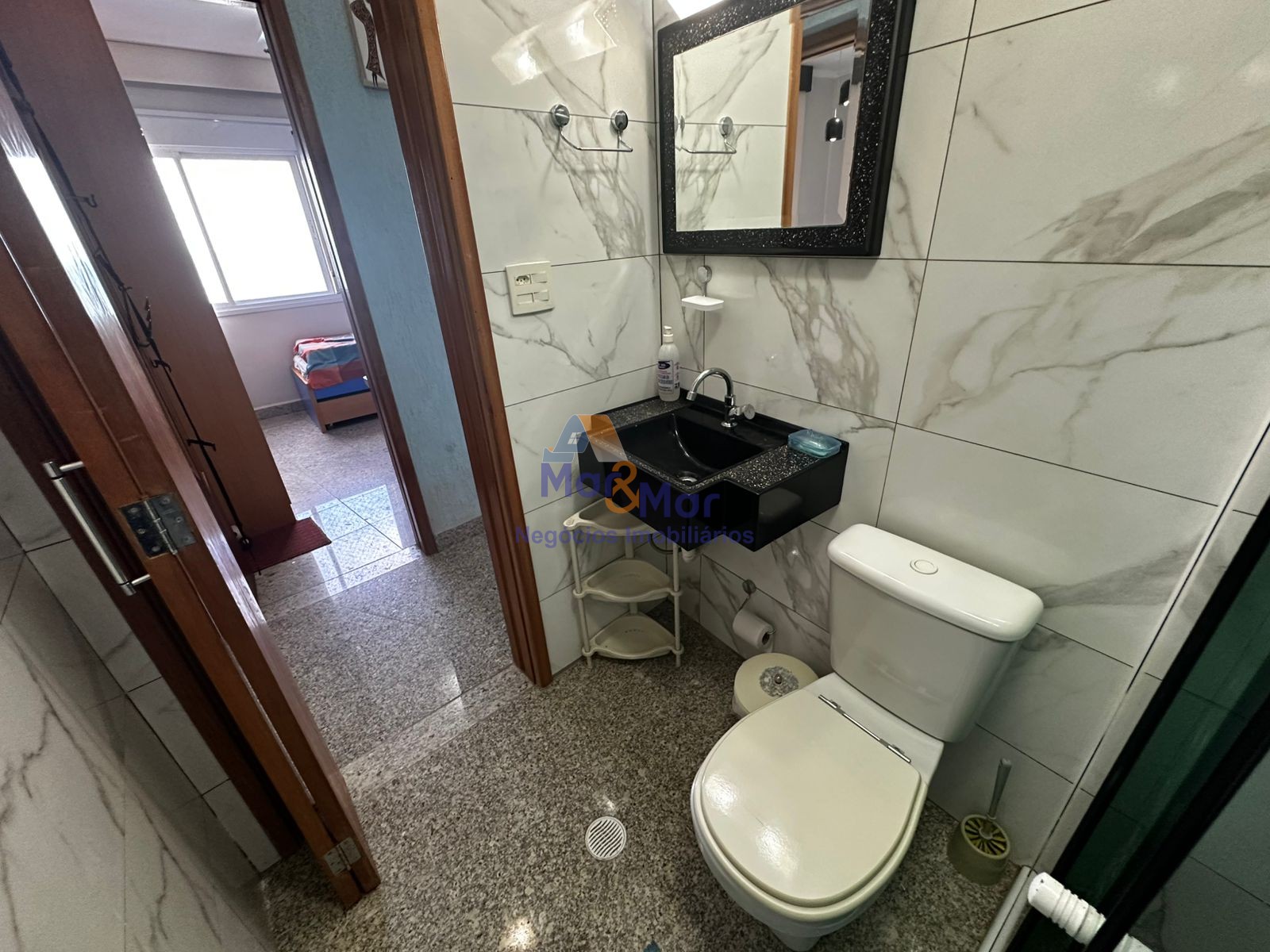 Apartamento Frente ao Mar, Pitangueiras, Guarujá - SP