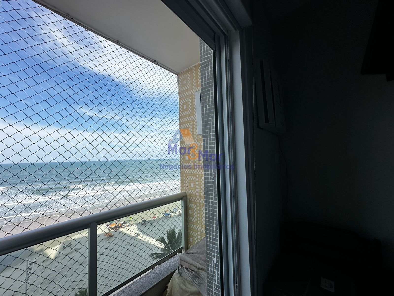 Apartamento Frente ao Mar, Pitangueiras, Guarujá - SP