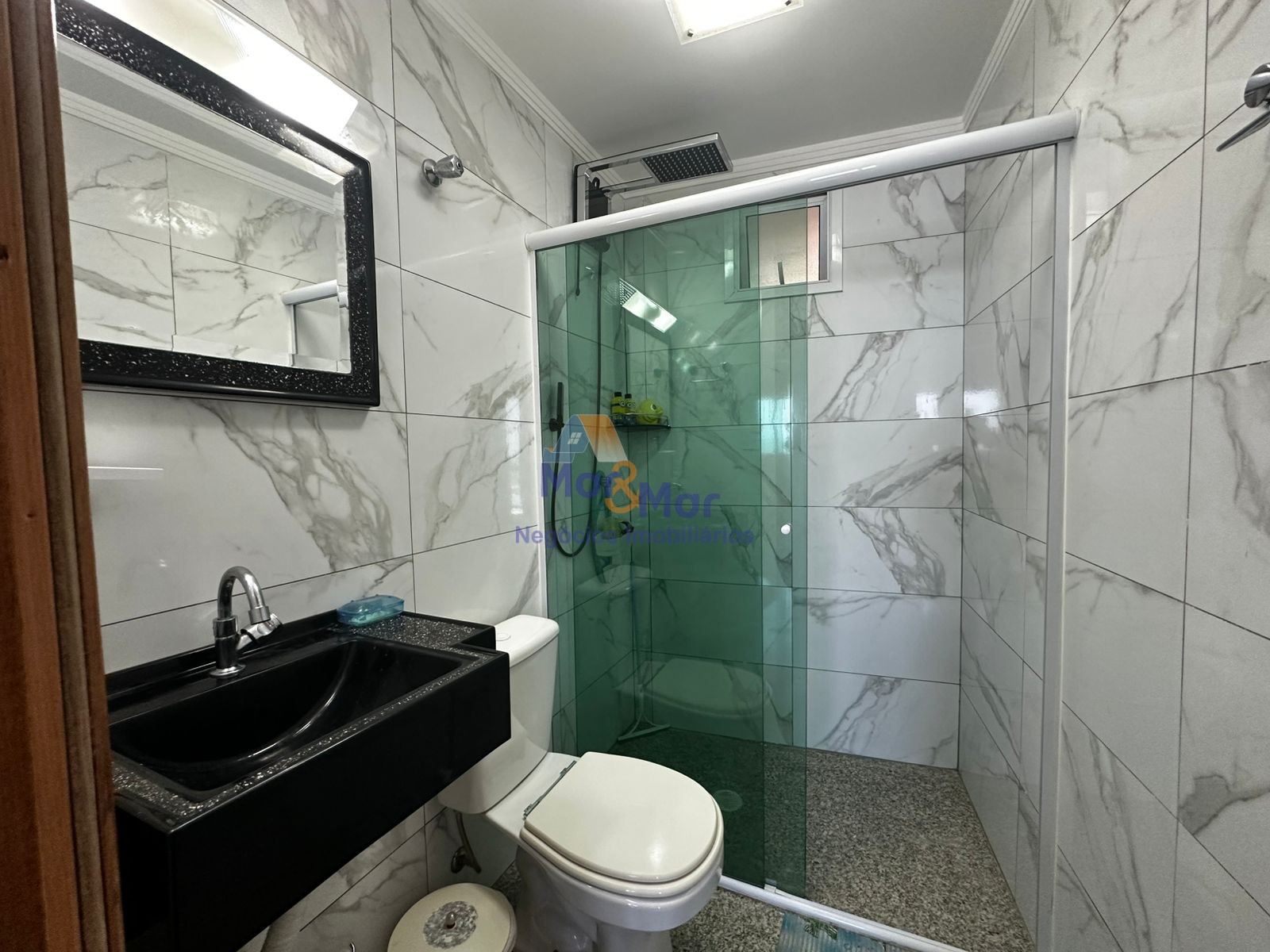 Apartamento Frente ao Mar, Pitangueiras, Guarujá - SP