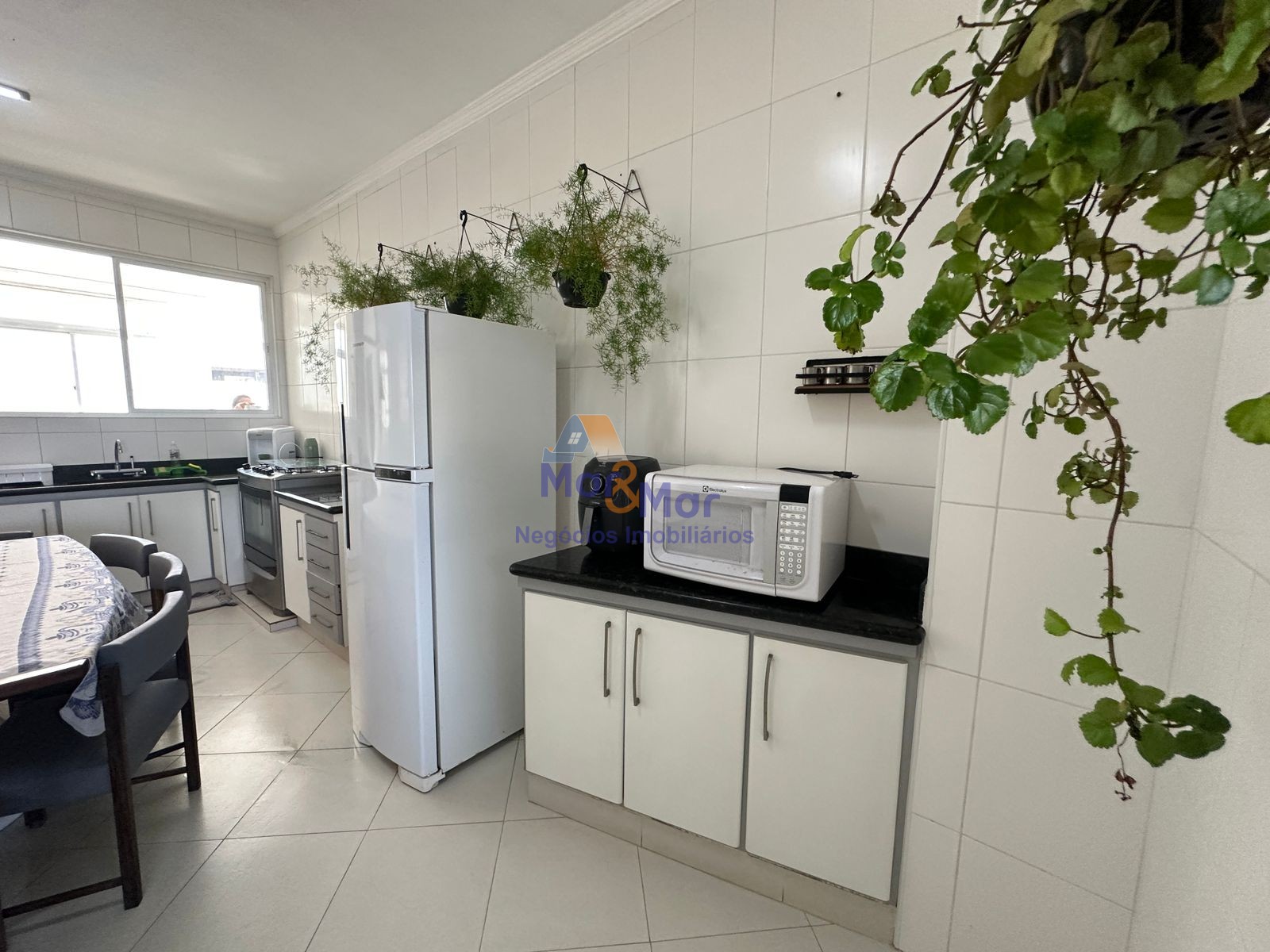 Apartamento Frente ao Mar-4-dormitorios-Pitangueiras