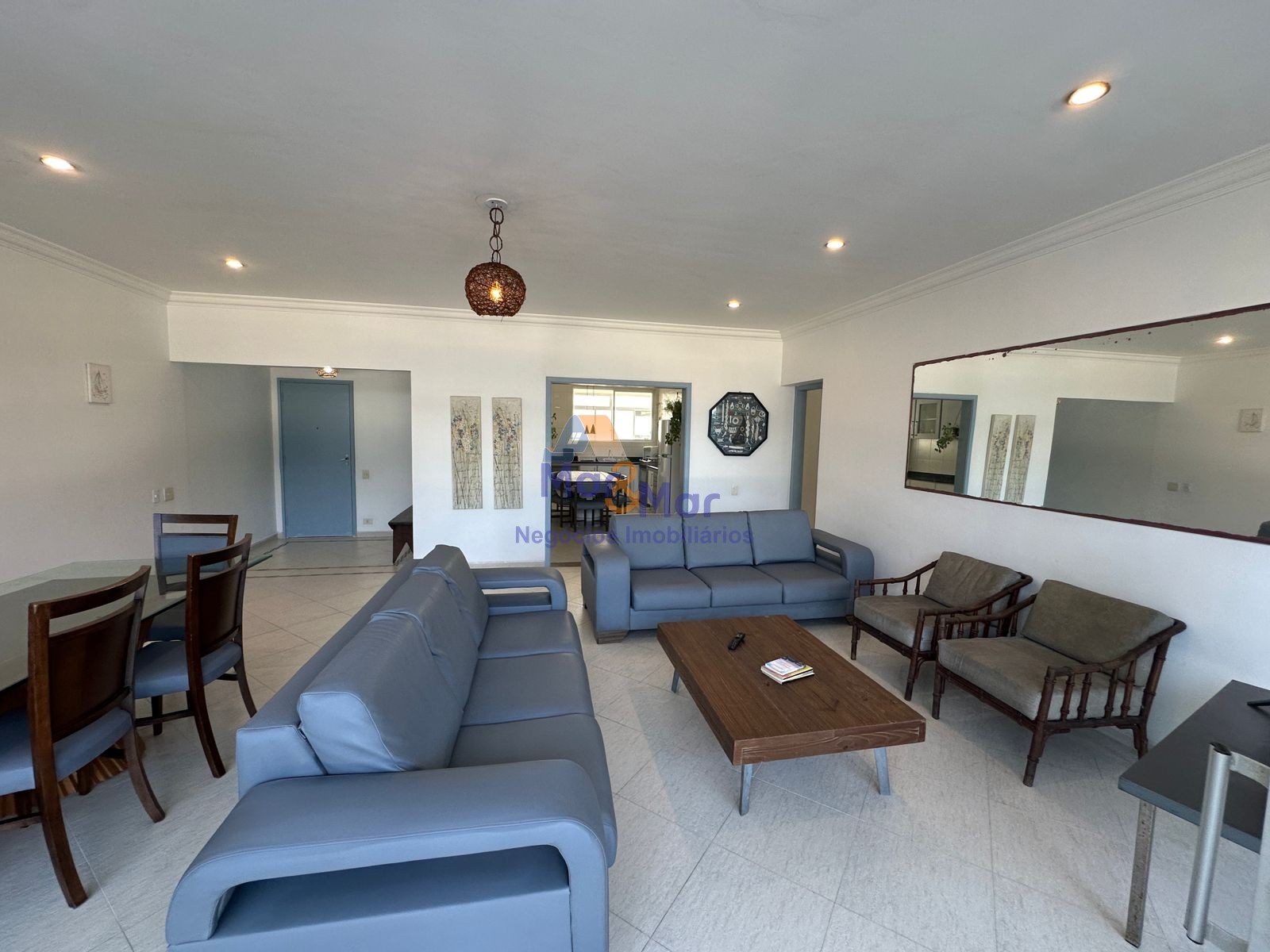 Apartamento Frente ao Mar-4-dormitorios-Pitangueiras