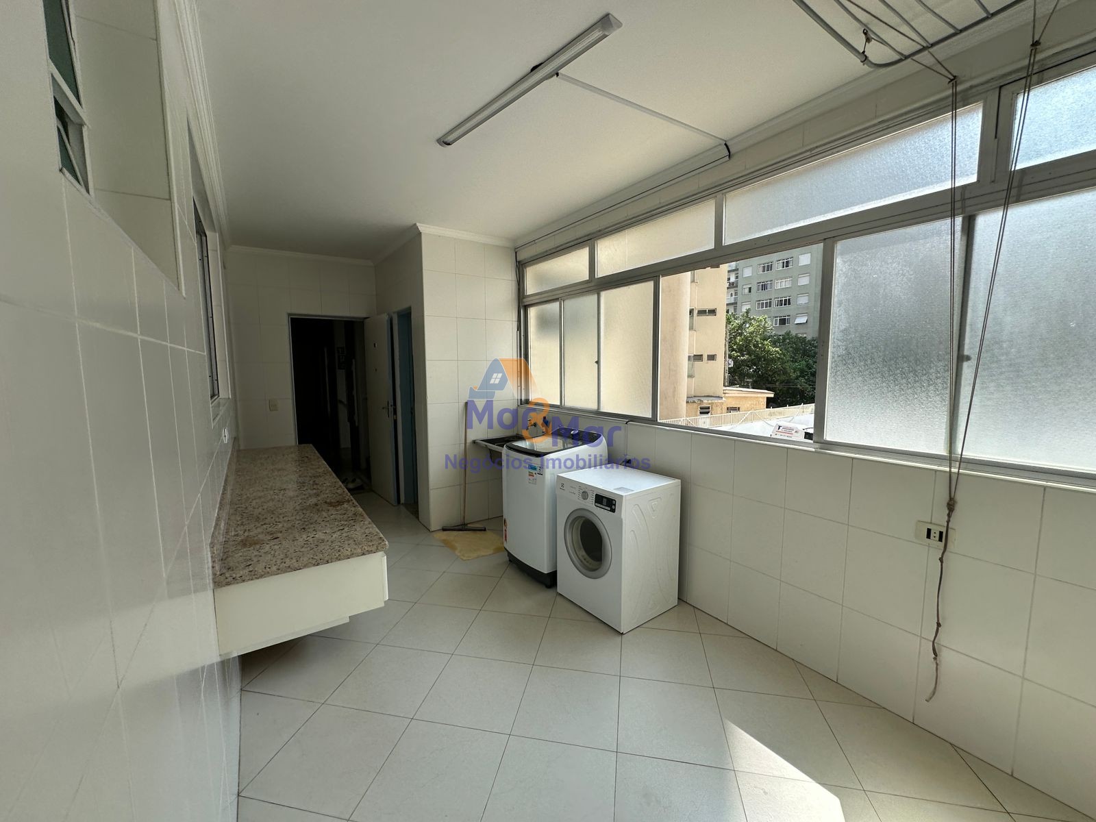 Apartamento Frente ao Mar-4-dormitorios-Pitangueiras