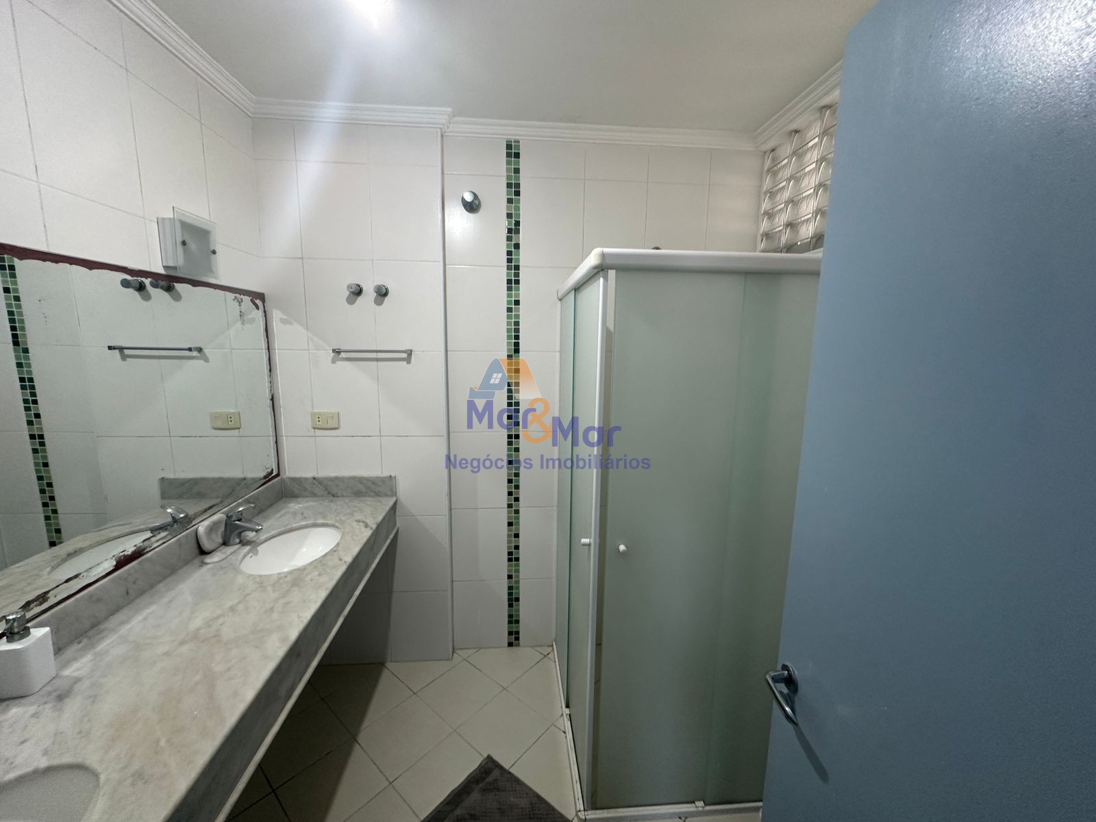 Apartamento Frente ao Mar-4-dormitorios-Pitangueiras
