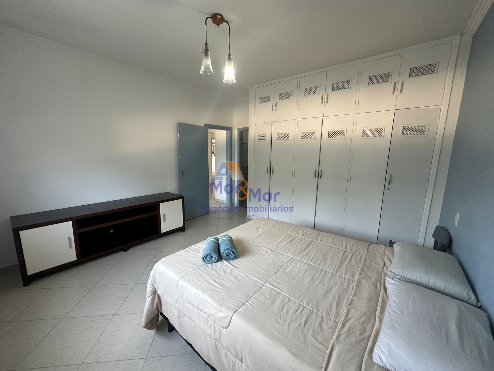 Apartamento Frente ao Mar-4-dormitorios-Pitangueiras