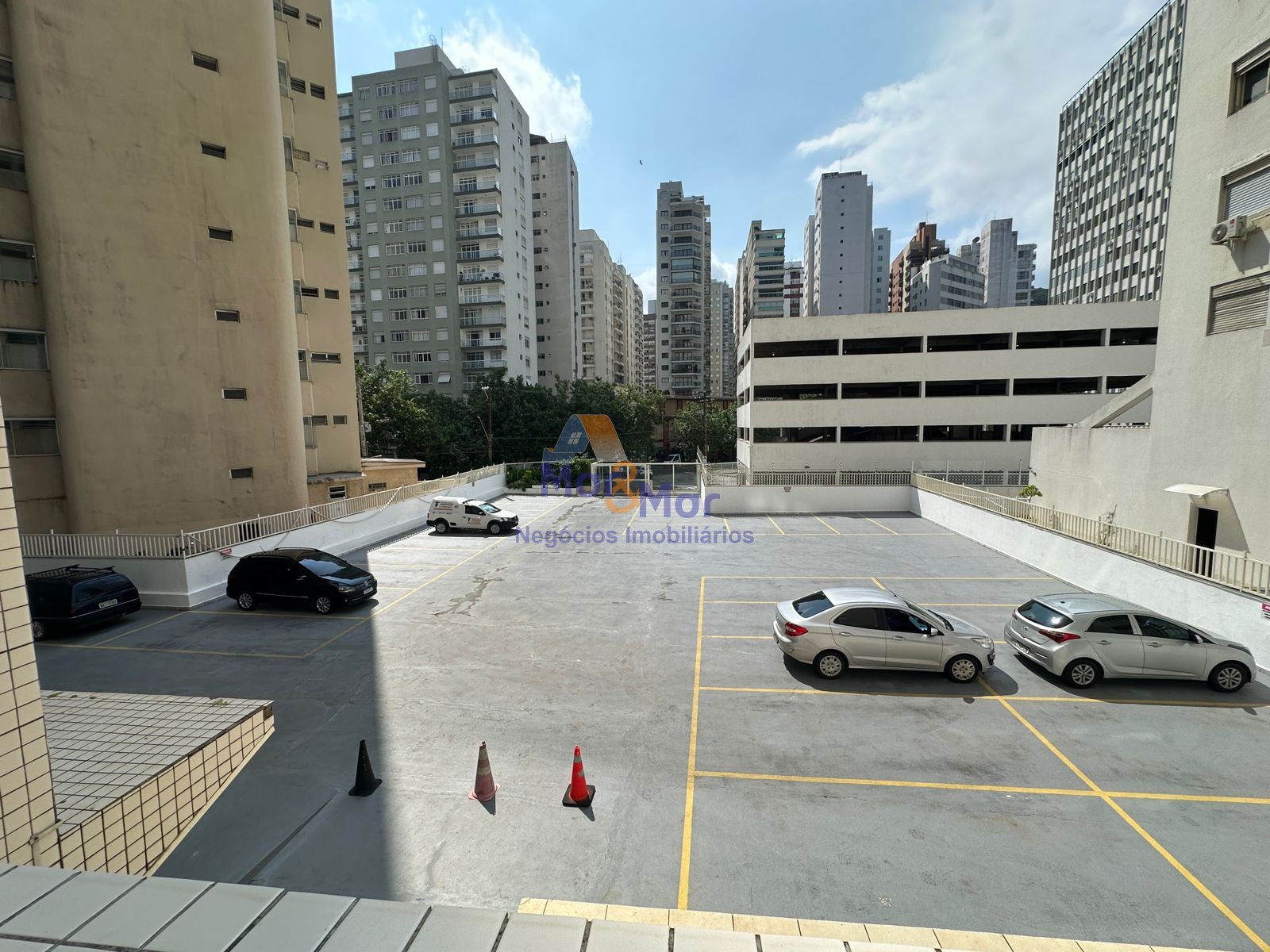 Apartamento Frente ao Mar-4-dormitorios-Pitangueiras