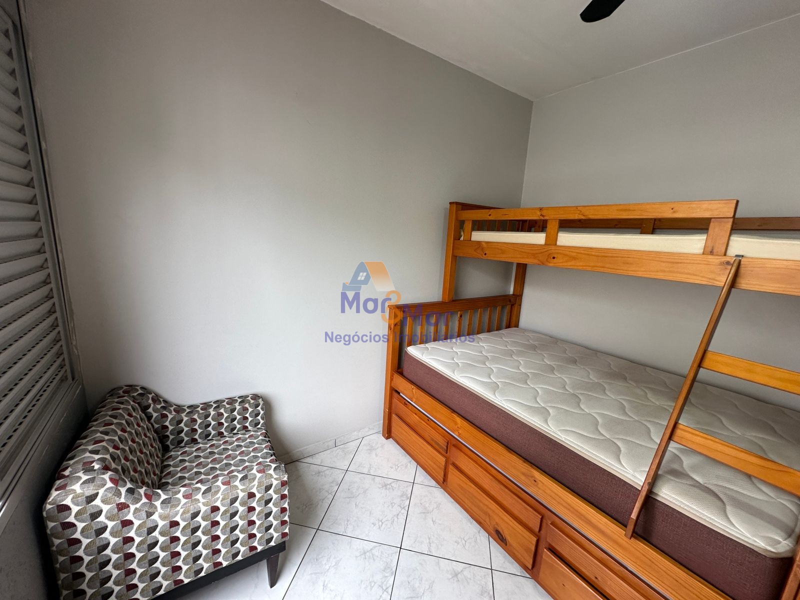 Apartamento-2-dormitorios-Pitangueiras