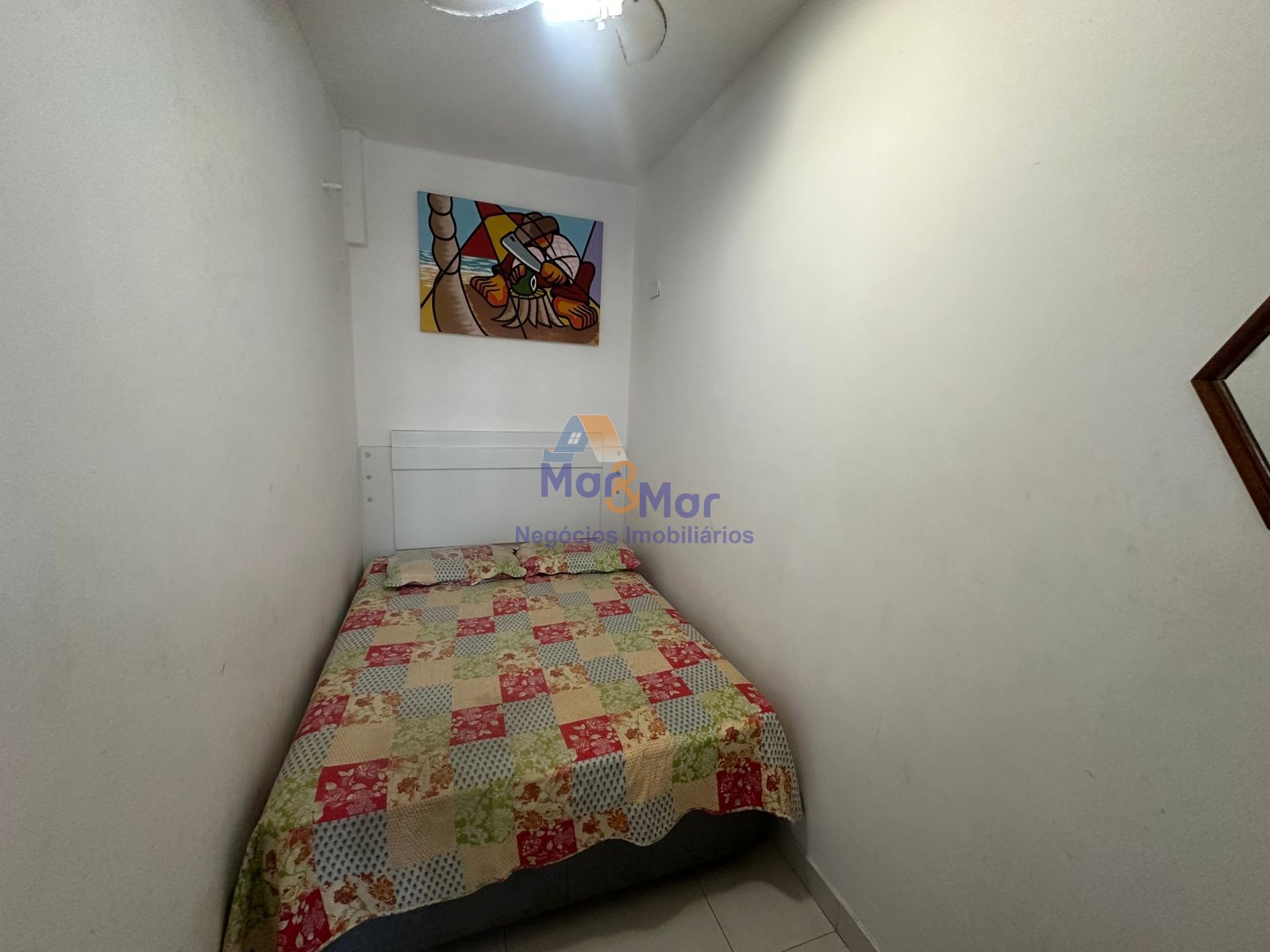 Apartamento na Praia das Pitangueiras, Guarujá - SP