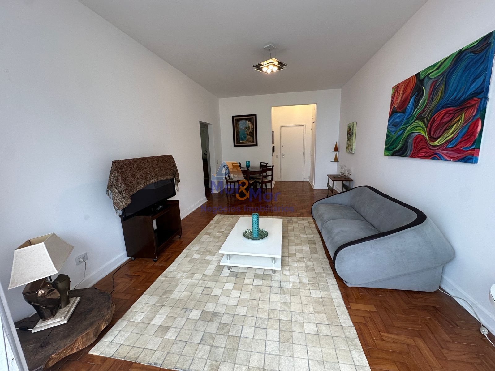 Apartamento Frente ao Mar nas Pitangueiras, Guarujá - SP