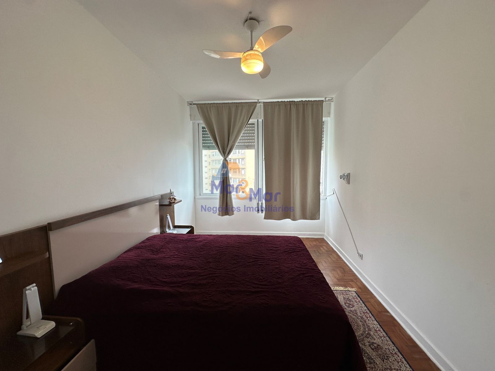 Apartamento Frente ao Mar nas Pitangueiras, Guarujá - SP