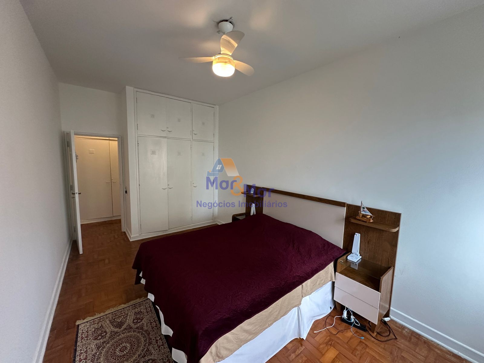 Apartamento Frente ao Mar nas Pitangueiras, Guarujá - SP