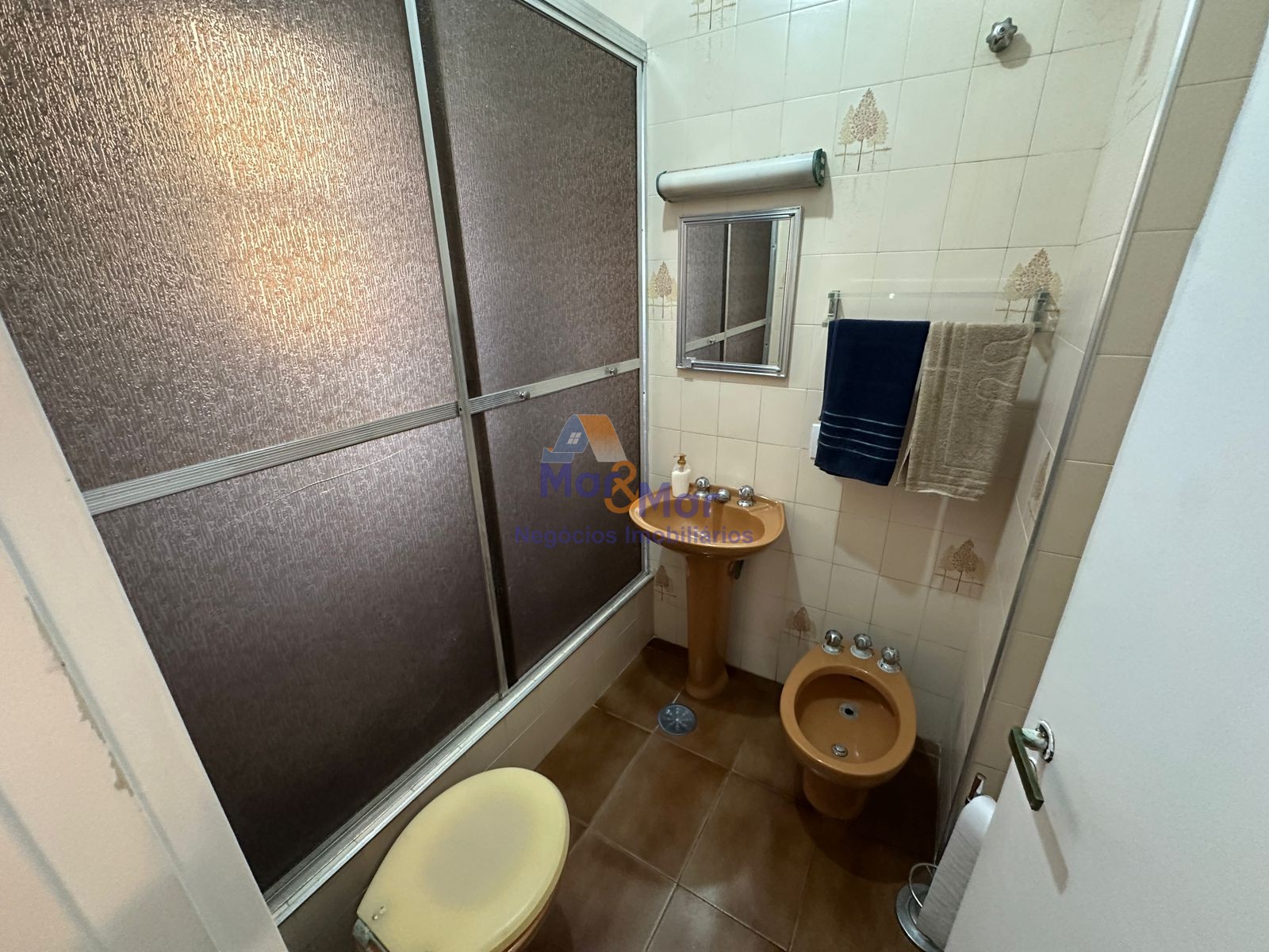 Apartamento Frente ao Mar nas Pitangueiras, Guarujá - SP