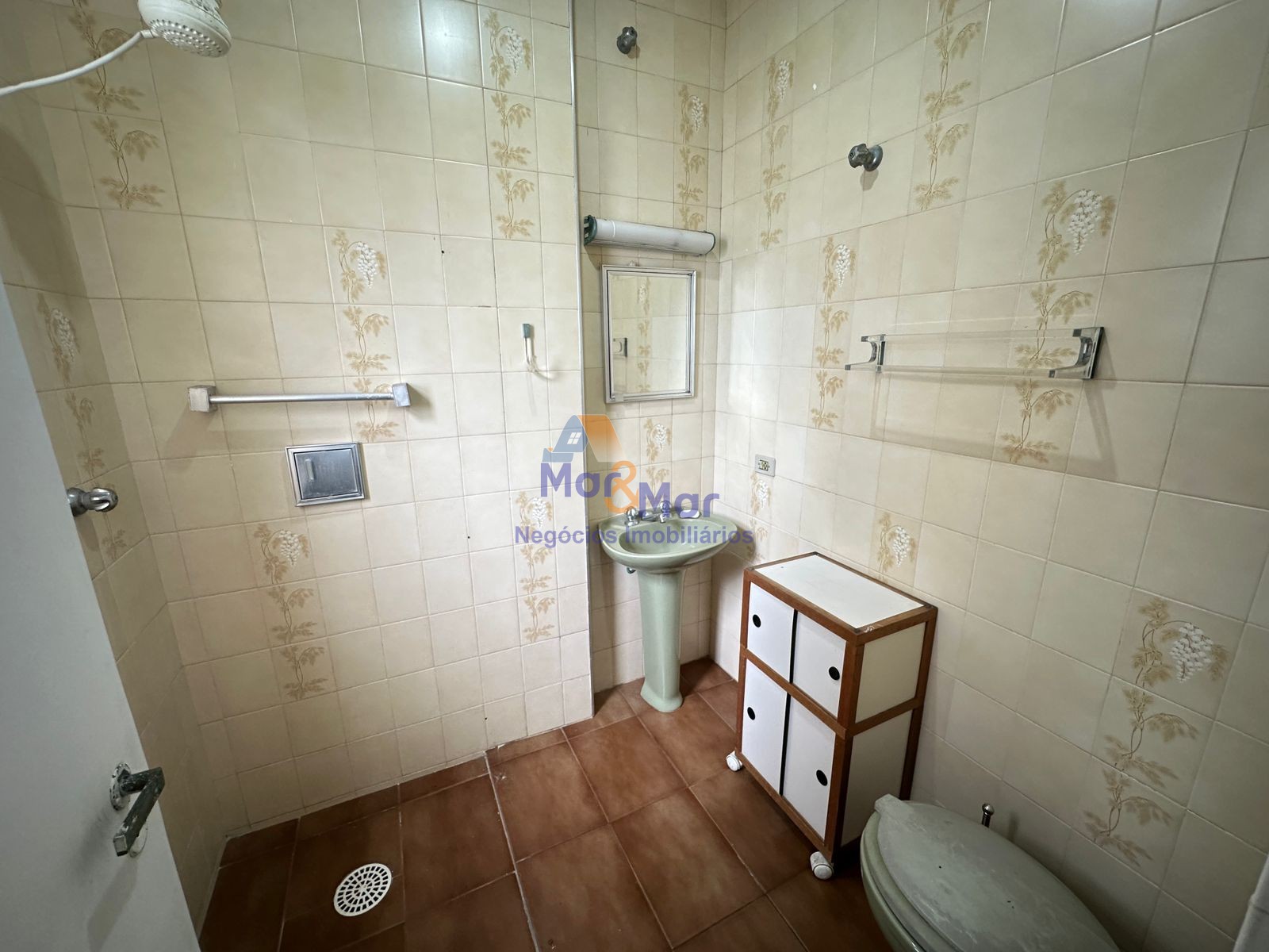 Apartamento Frente ao Mar nas Pitangueiras, Guarujá - SP