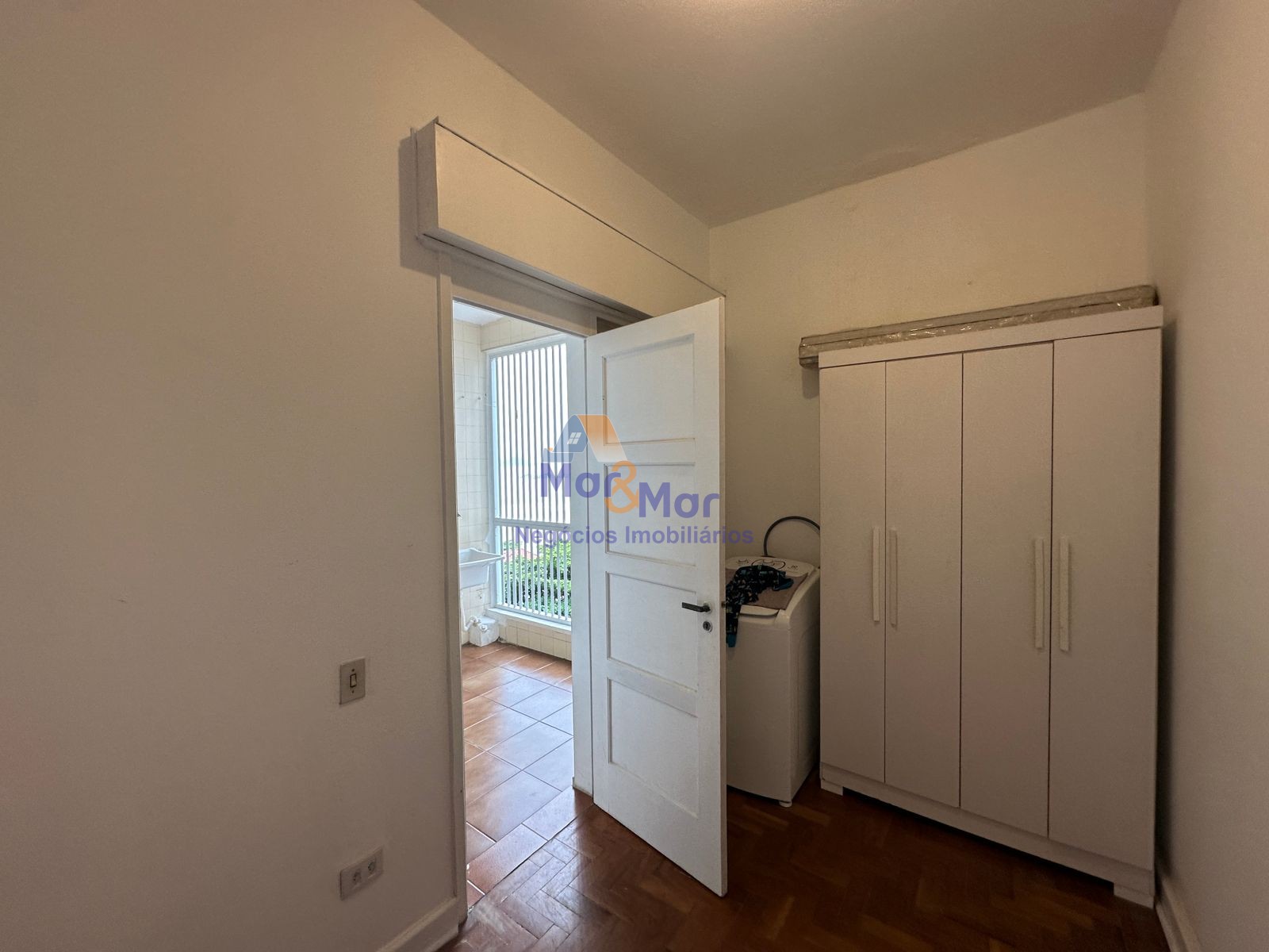 Apartamento Frente ao Mar nas Pitangueiras, Guarujá - SP