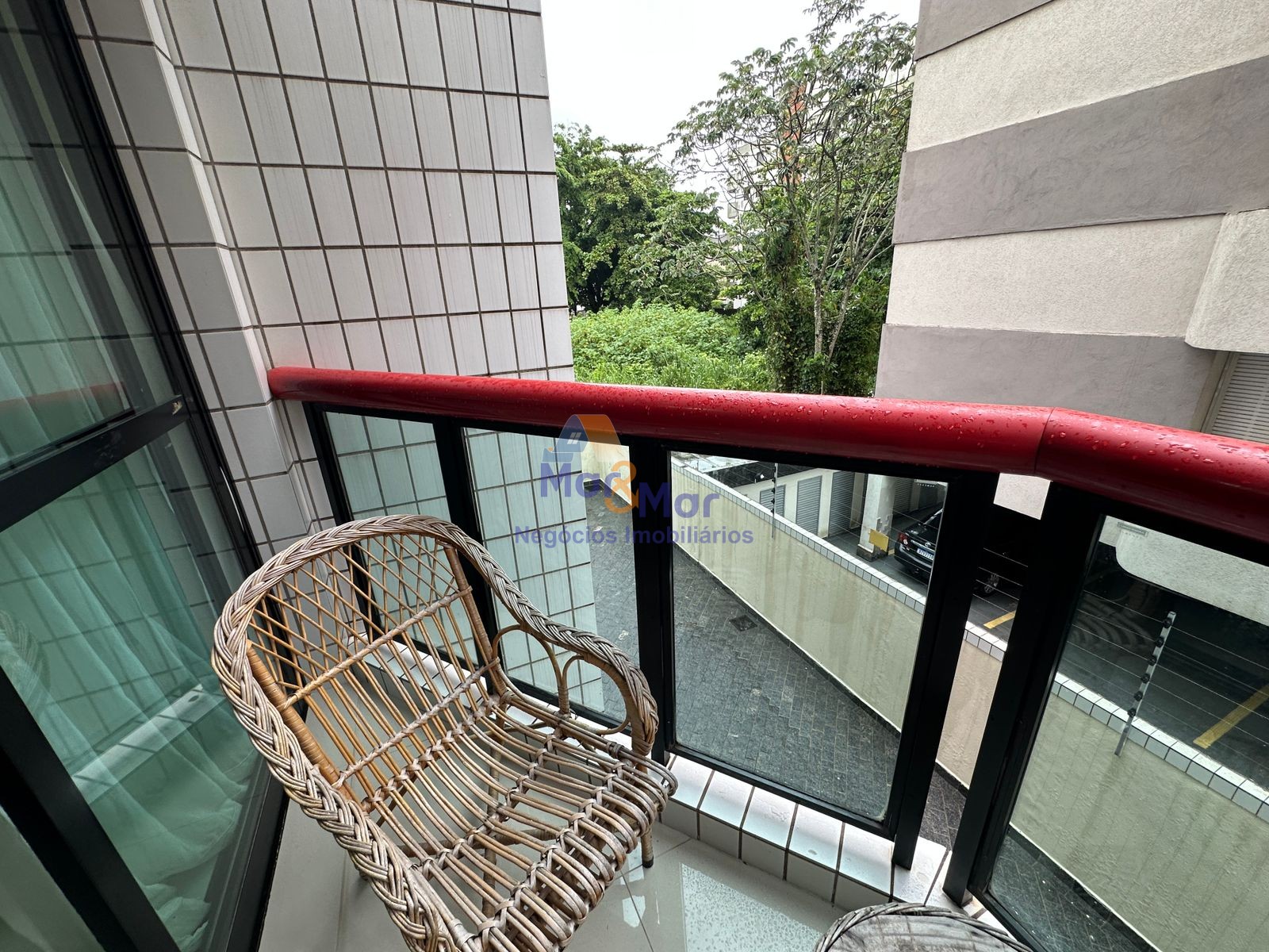 Apartamento na Praia da Enseada, Guarujá - SP