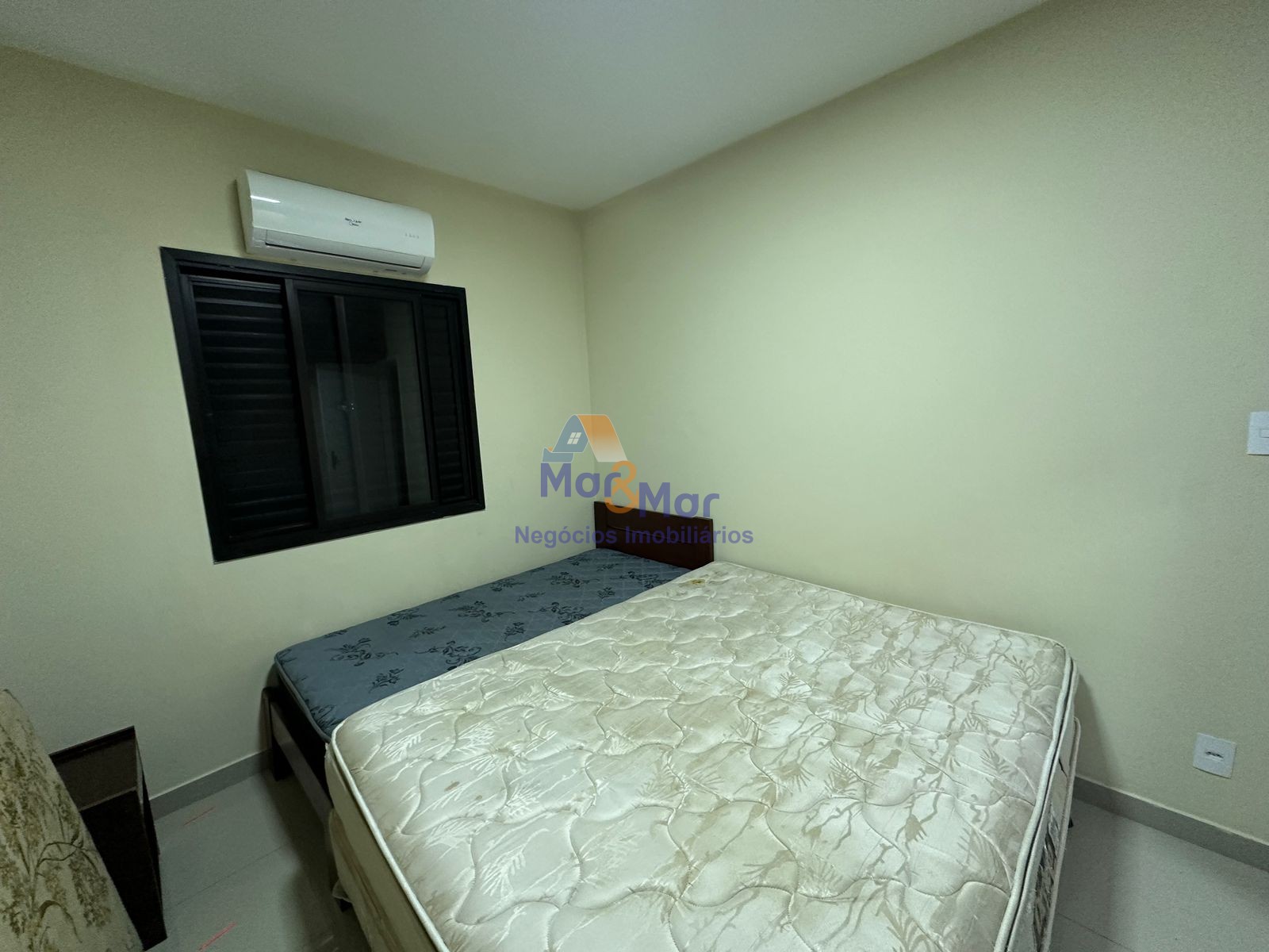 Apartamento na Praia da Enseada, Guarujá - SP
