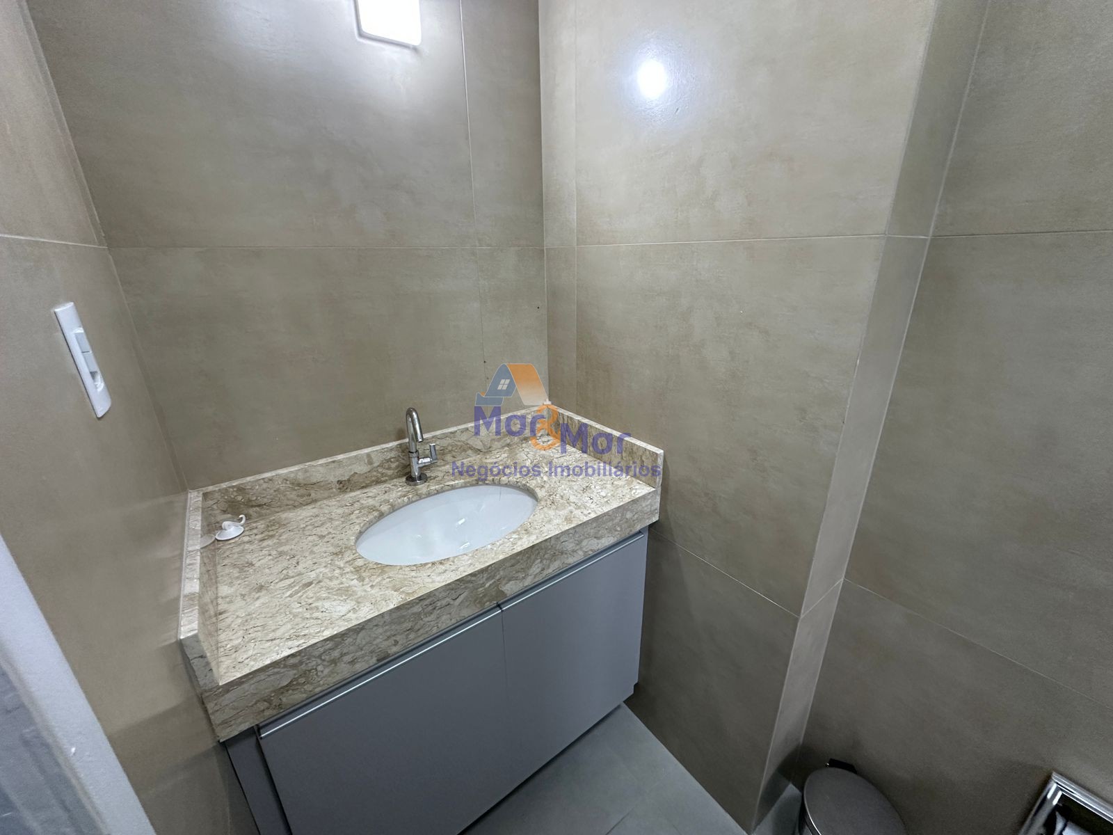 Apartamento na Praia da Enseada, Guarujá - SP