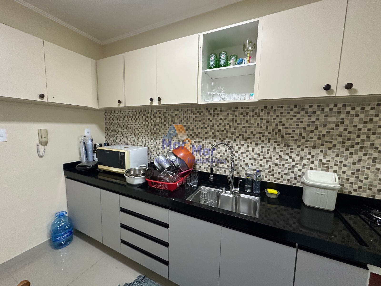 Apartamento na Praia da Enseada, Guarujá - SP