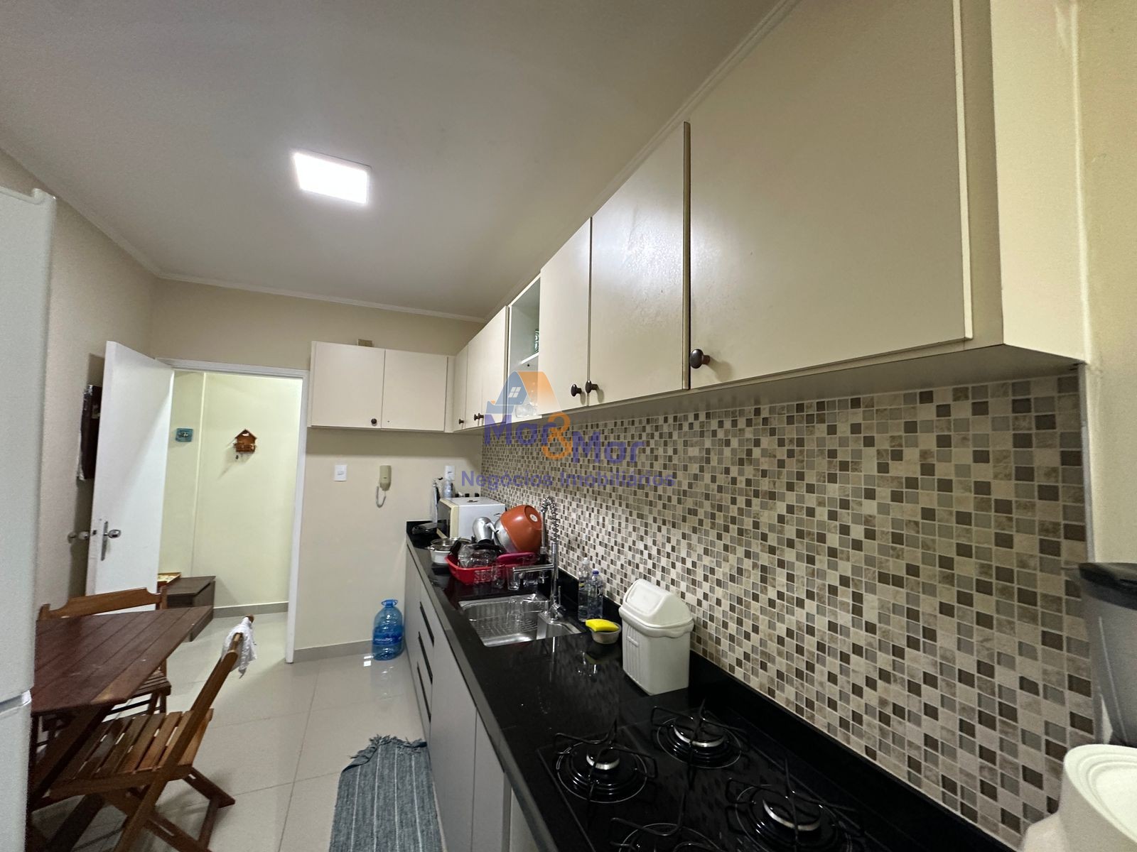 Apartamento na Praia da Enseada, Guarujá - SP