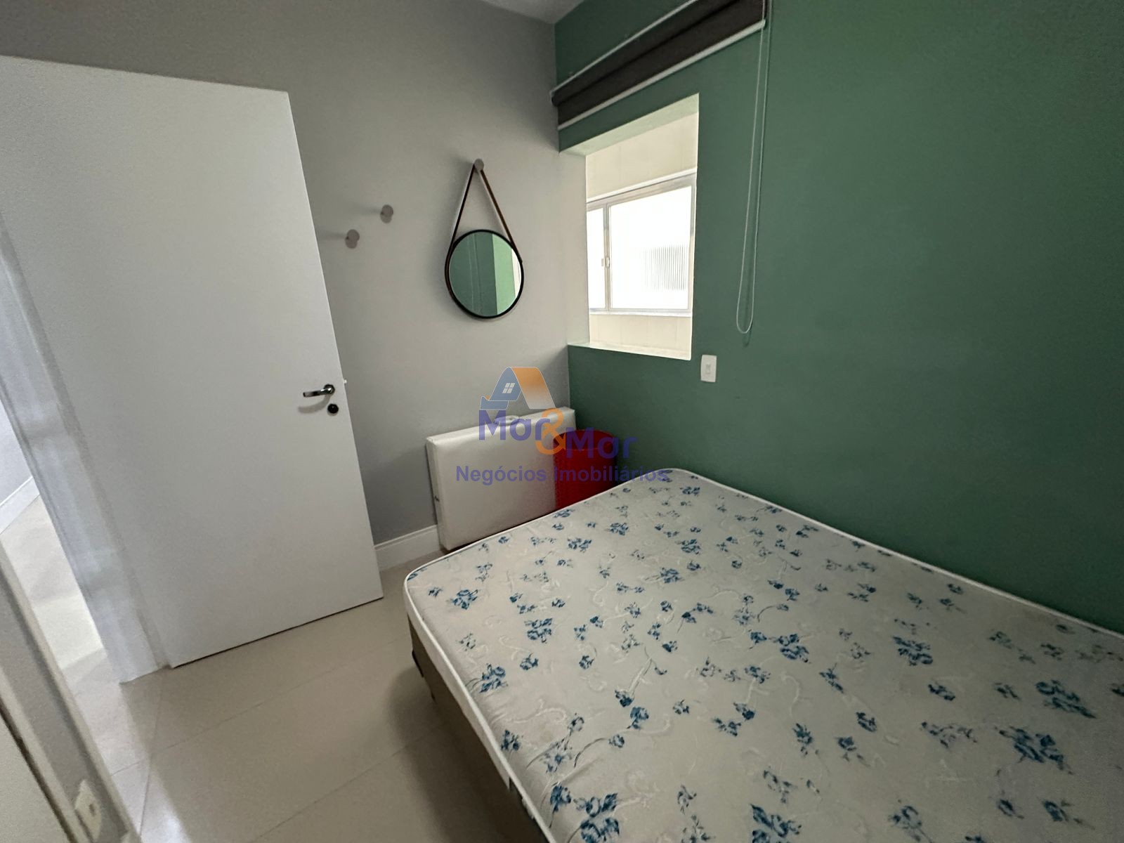 Apartamento na Praia da Enseada, Guarujá - SP