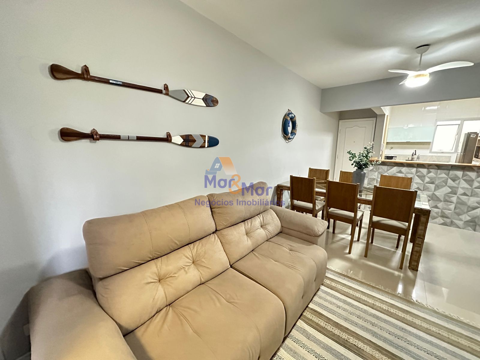 Apartamento na Praia da Enseada, Guarujá - SP