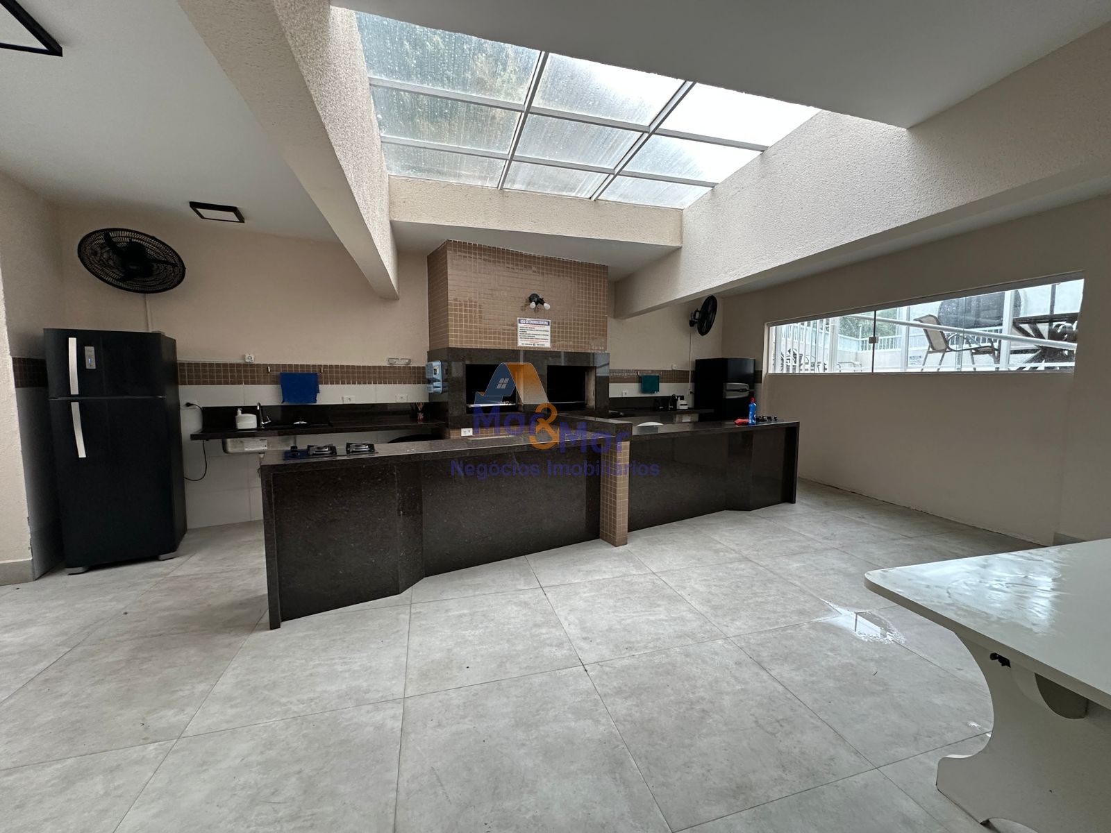 Apartamento na Praia da Enseada, Guarujá - SP