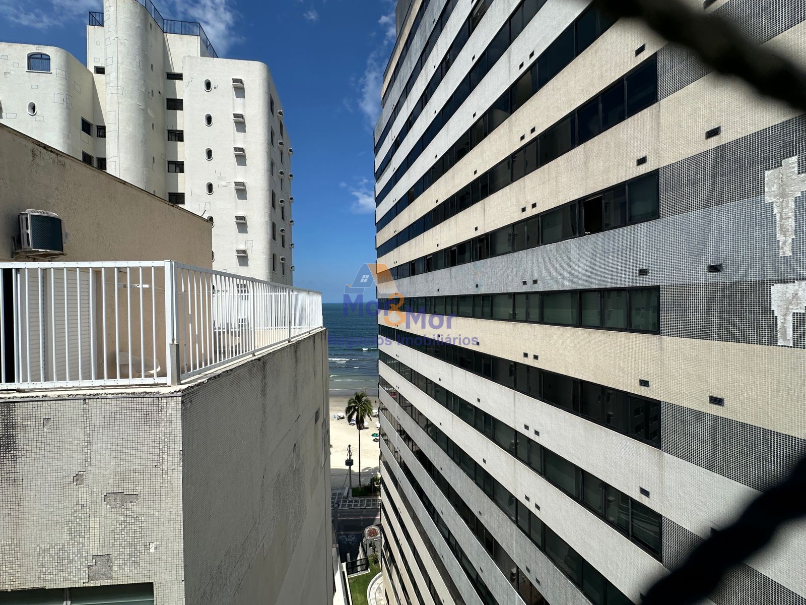 Cobertura na Praia das Astúrias, Guarujá - SP