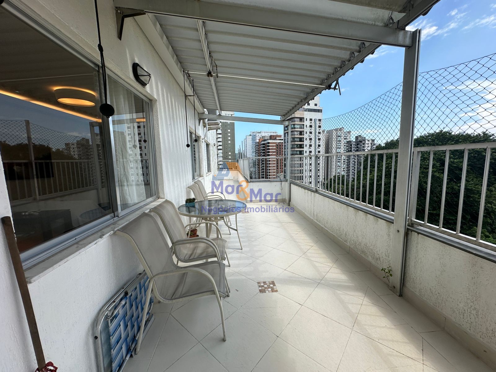 Cobertura na Praia das Astúrias, Guarujá - SP