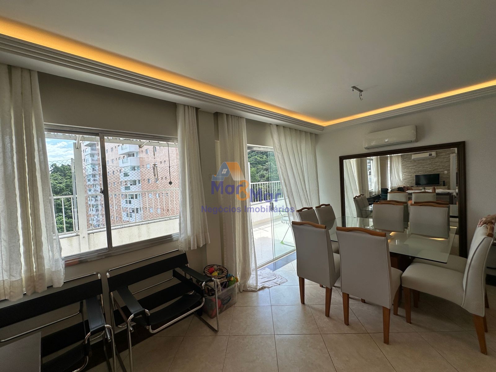 Cobertura na Praia das Astúrias, Guarujá - SP