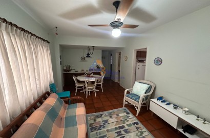 Apartamento na Praia das Pitangueiras, Guarujá - SP