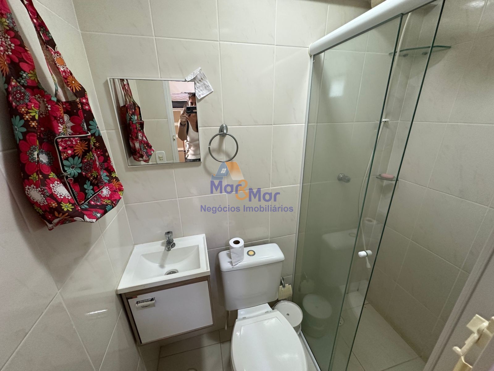 Apartamento na Praia da Enseada, Guarujá - SP