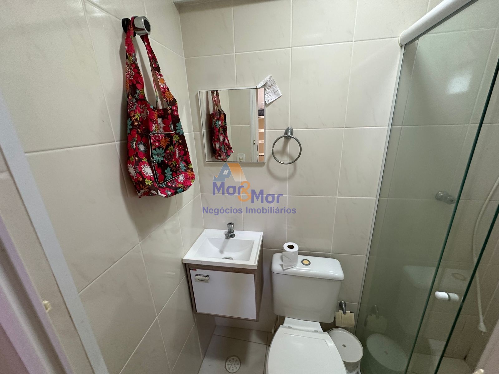 Apartamento na Praia da Enseada, Guarujá - SP