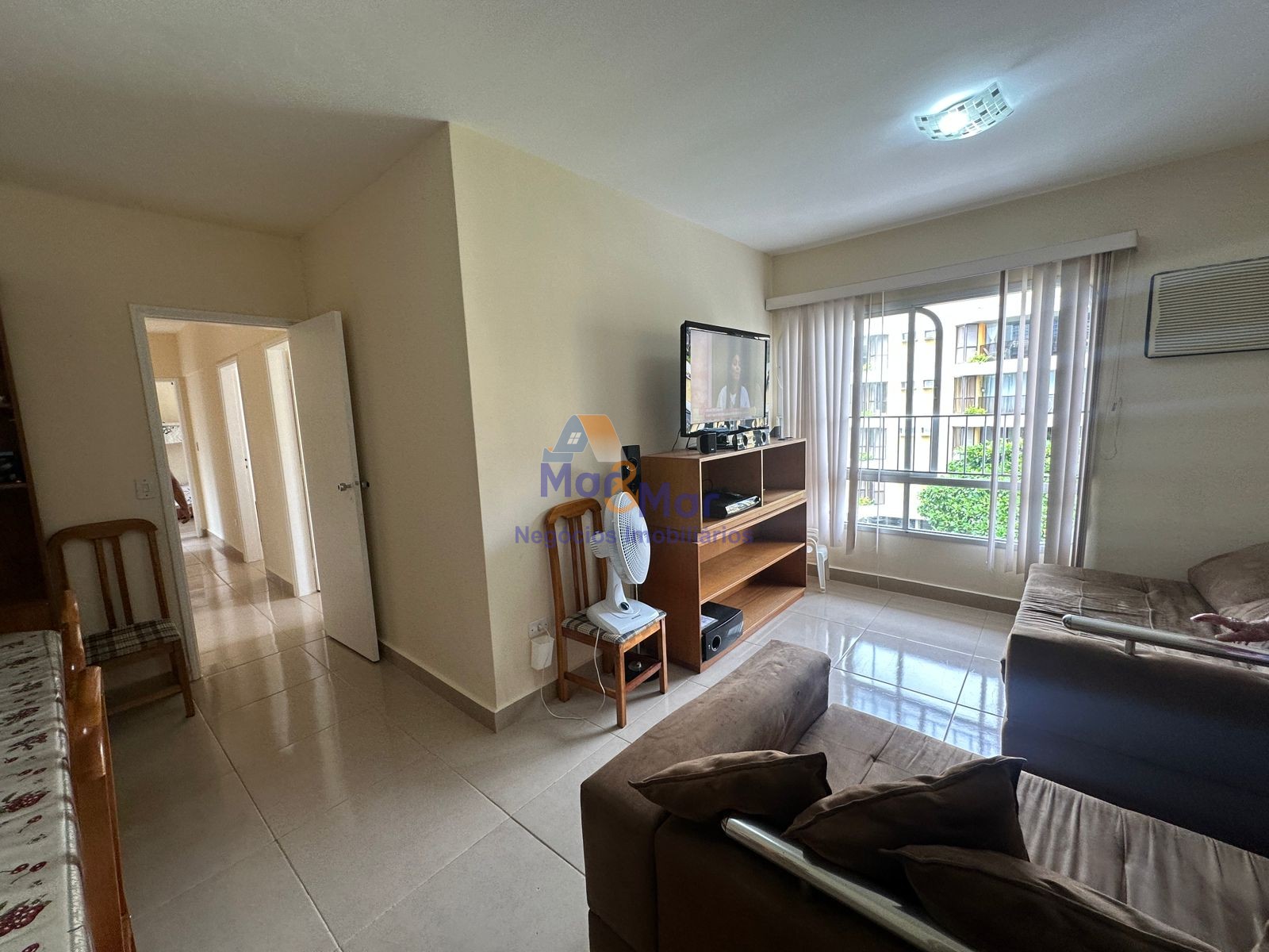 Apartamento na Praia da Enseada, Guarujá - SP