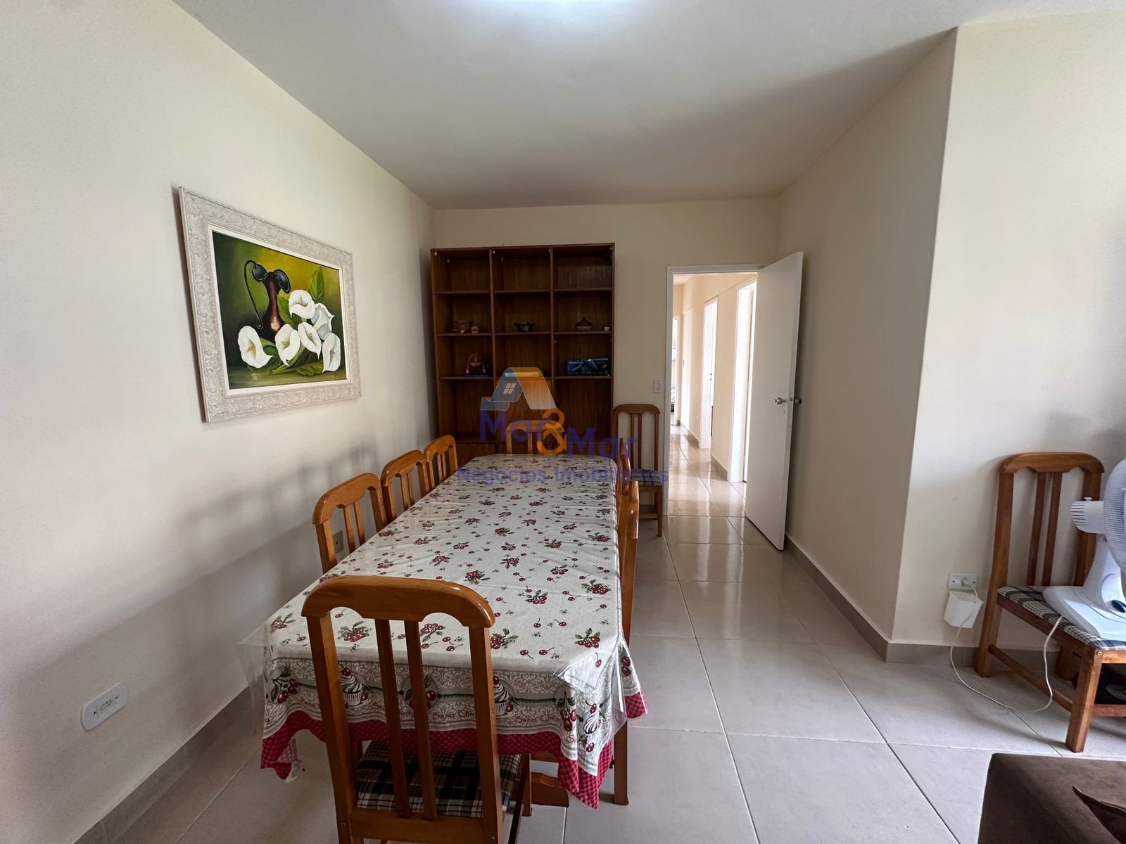 Apartamento na Praia da Enseada, Guarujá - SP