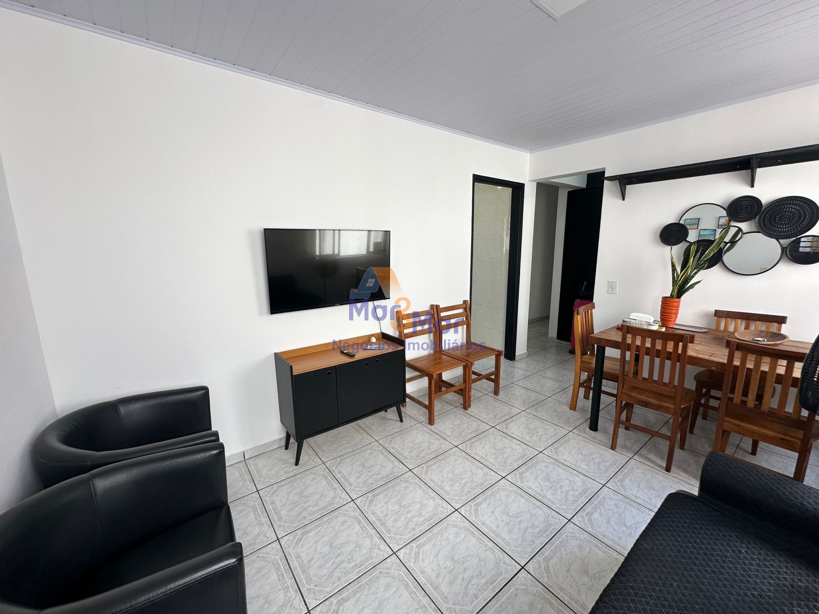Apartamento na Praia da Enseada, Guarujá - SP