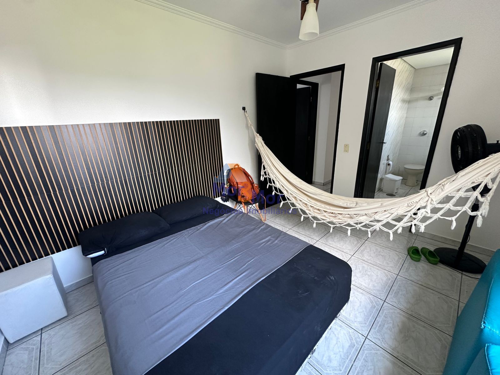 Apartamento na Praia da Enseada, Guarujá - SP