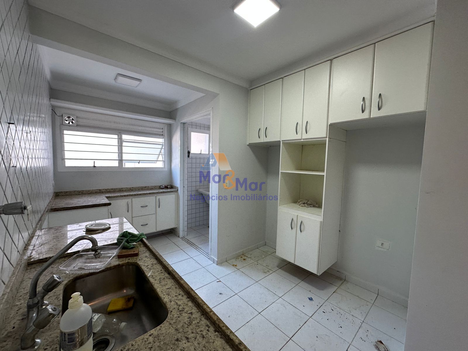 Apartamento-3-dormitorios-Pitangueiras