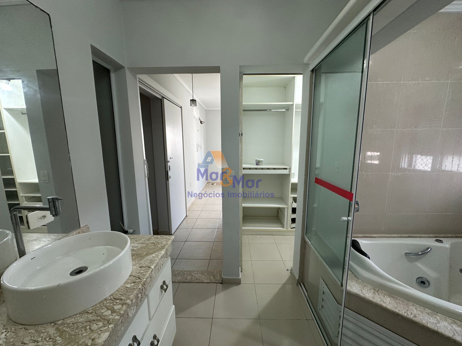Apartamento-3-dormitorios-Pitangueiras