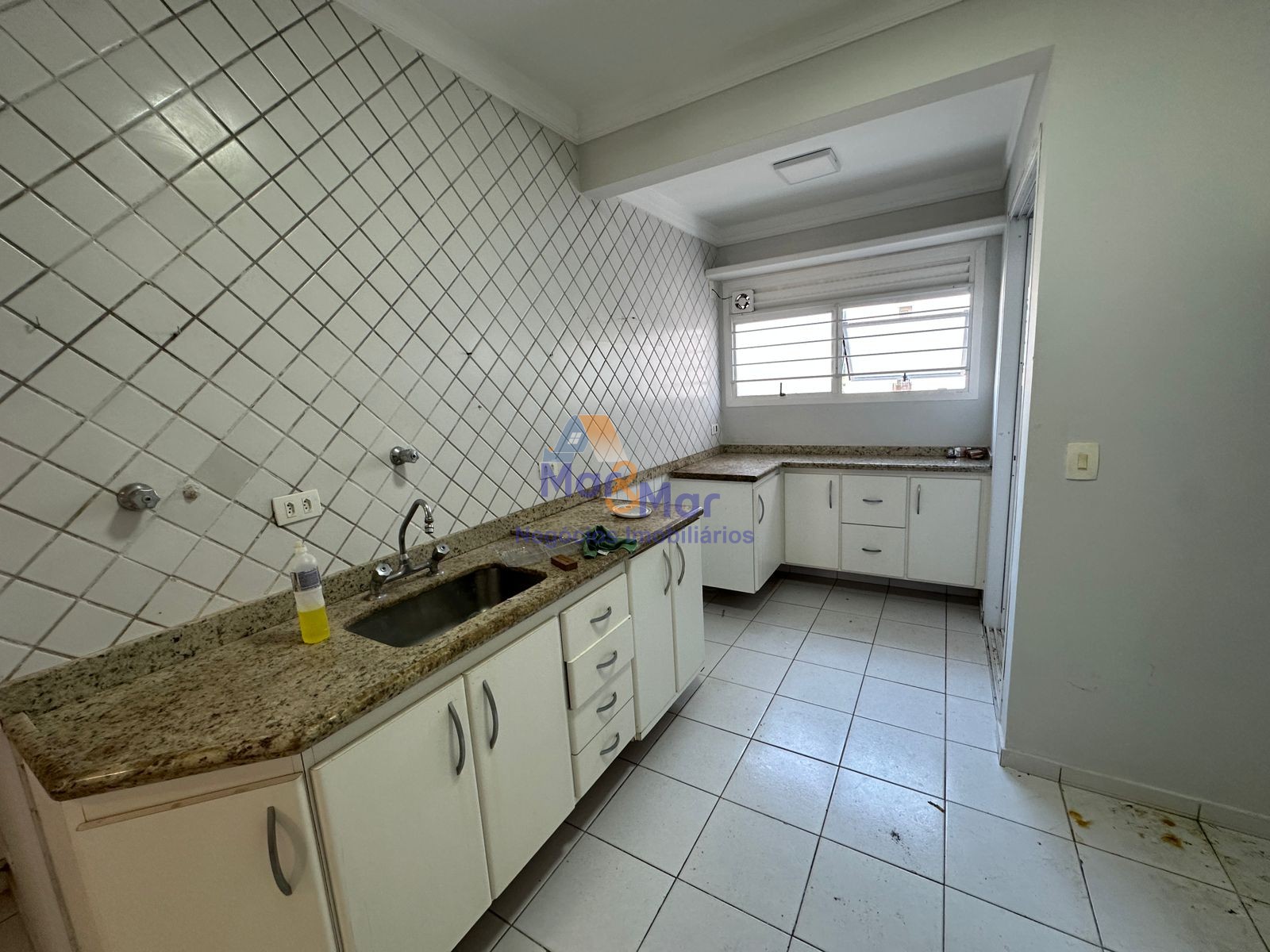 Apartamento-3-dormitorios-Pitangueiras