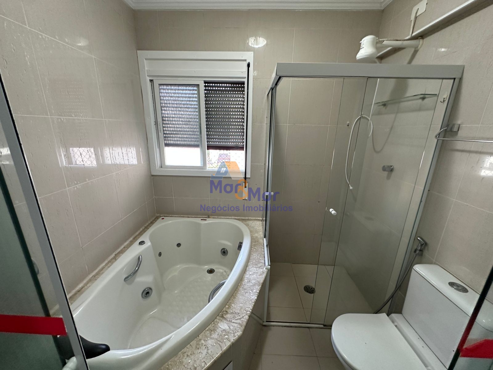 Apartamento-3-dormitorios-Pitangueiras