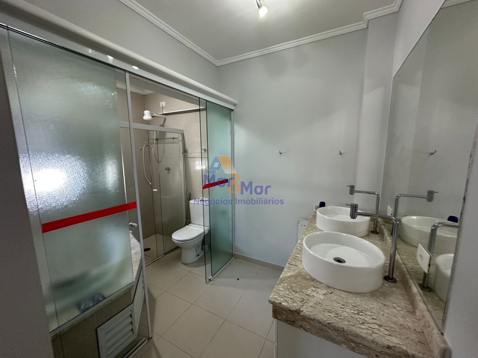 Apartamento-3-dormitorios-Pitangueiras