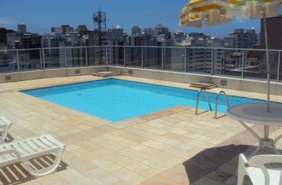 Apartamento na Praia das Pitangueiras, Guarujá - SP